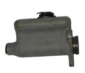 2530-00-725-4458 Military Contract 8357980 Brake Master Cylinder M105a2 1.5 Ton Trailer Pn Nsn