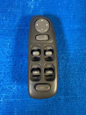 25654378 Pontiac 2000 - 2004 Bonneville Driver S Side Master Power Window Switch