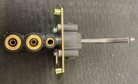 8084629 Volvo Oem Trailer Brake Valve
