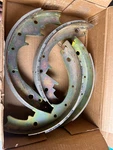 2530-00-930-5638 Brake Shoe Set Raytheon TRN-26 Tacan Bendix ++++++++++++++++++. Fixed Price $55.00.