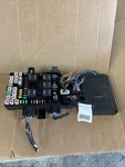 Ford Expedition Navigator Oem Front Sam Box Relay Fuses Aspen Block 03-04. Fixed Price $139.99.